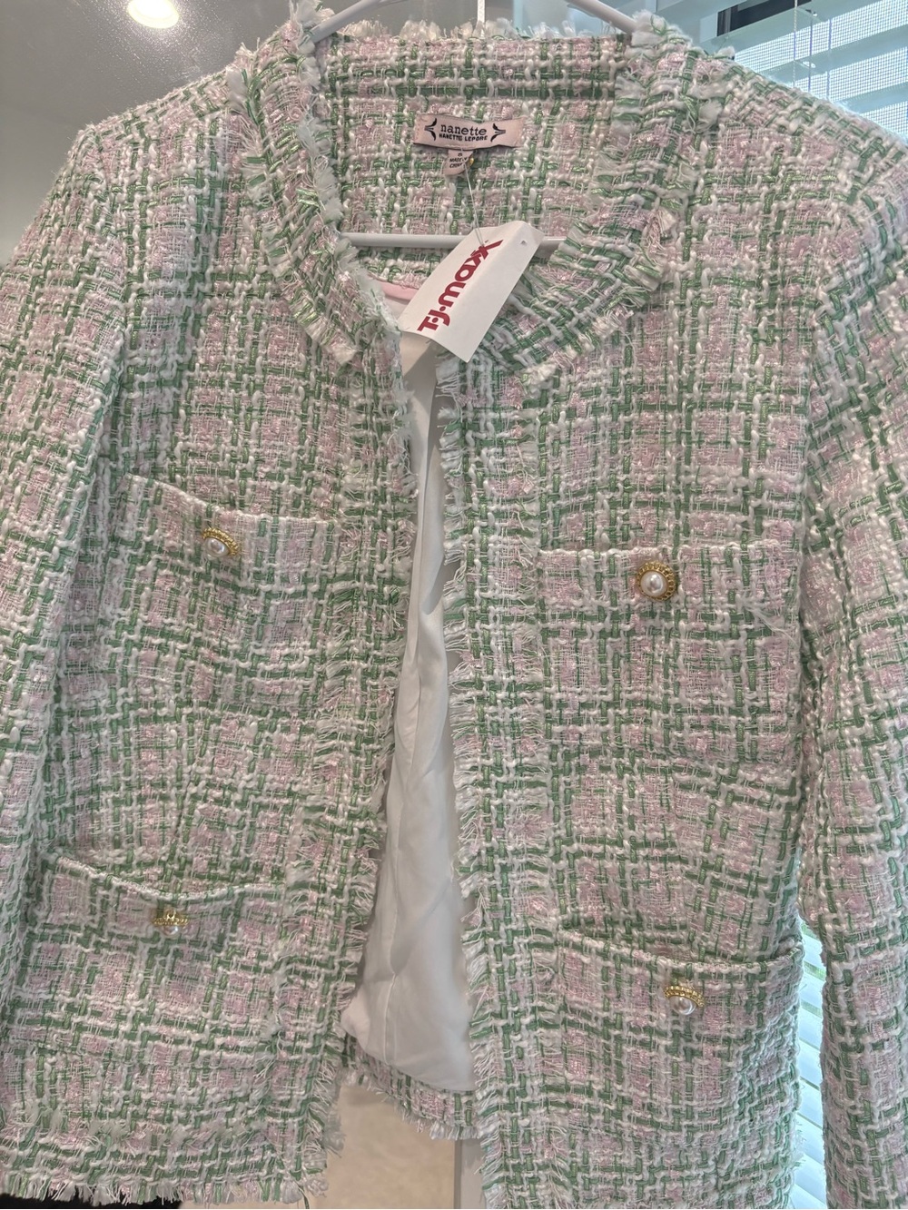 Blazer - Picture 2 of 6